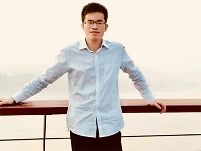 奋斗是青春最亮丽的色彩  记四川省西充中学青年教师曾林华1074.png