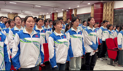 南充龙门中学举行2024年五四青年节表扬大会暨新团员入团仪式232.png