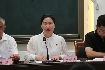 南充龙门中学举行2024年五四青年节表扬大会暨新团员入团仪式555.png
