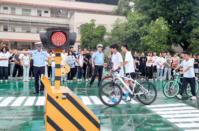四川广安：体验式学安全-寓教于乐迎六一【8】.jpg