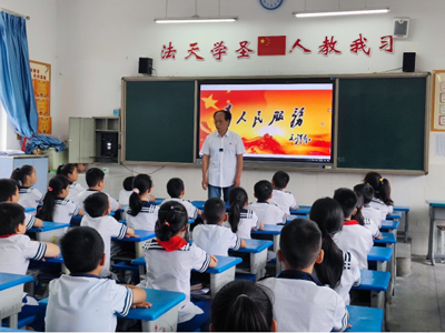 沐川县关工委在实验二小讲党史212.jpg