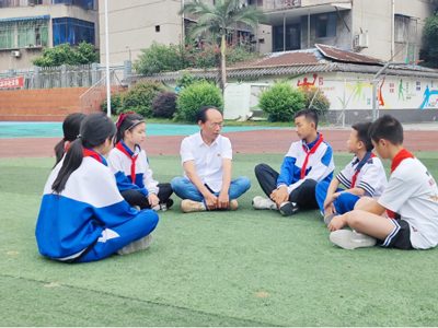 沐川县关工委在实验二小讲党史219.jpg