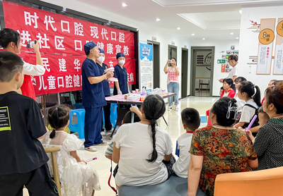四川华蓥：有口皆碑点赞医疗志愿者【1】.jpg
